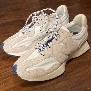 New Balance 327 size 6